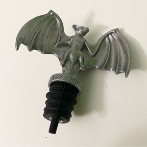 Bacardi Rum Gothic Bat Liquor Bottle Spout Pourer Stopper Top Metal Pewter Bar